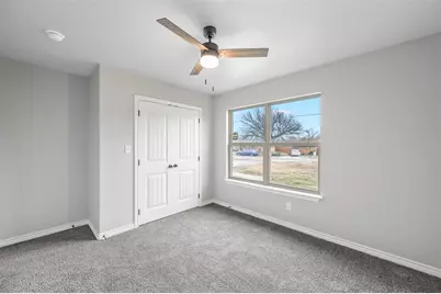 228 Saint Charles Drive #B, Springtown, TX 76082 - Photo 8