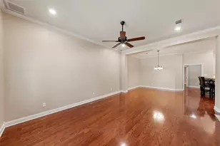 95 Village Cir, Waco, TX 76710 - Photo 2