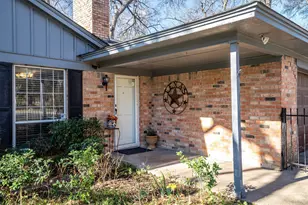 9551 E Lake Highlands Dr, Dallas, TX 75218 - Photo 34