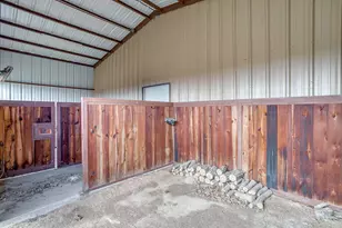 195 Brook Hollow Ln, Weatherford, TX 76088 - Photo 34