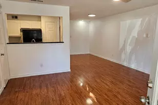 3934 Brandon Park Dr, Garland, TX 75044 - Photo 6