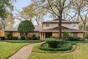 1433 Bowie Cir, Corsicana, TX 75110 - Photo 2