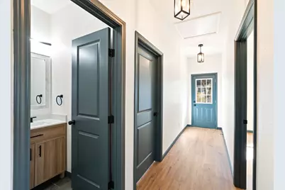 801 E Brown Street, Ennis, TX 75119 - Photo 12