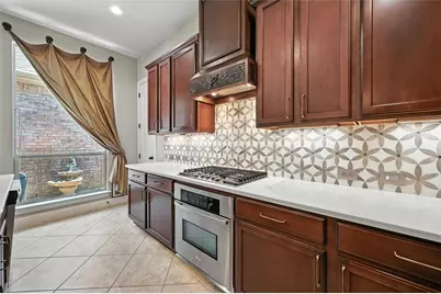 218 Wallington Way, Lewisville, TX 75067 - Photo 8