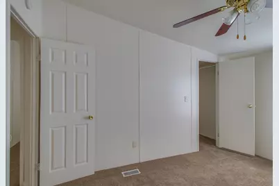 6527 Blue Water Court, Granbury, TX 76049 - Photo 16