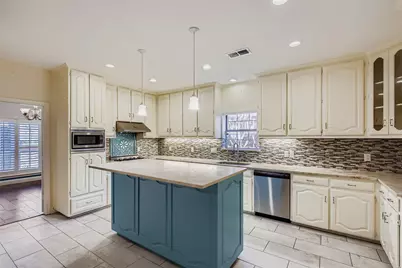 2680 Carnation Drive, Richardson, TX 75082 - Photo 10