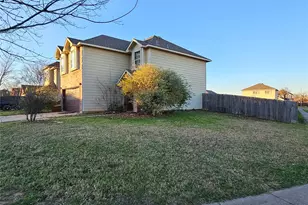 237 Cres Ridge Dr, Fort Worth, TX 76140 - Photo 2