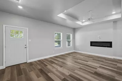 813 Oneal Street, Greenville, TX 75401 - Photo 2