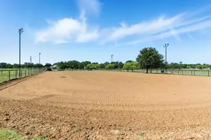 1000 Rambling Oaks Ln, Weatherford, TX 76088 - Photo 6