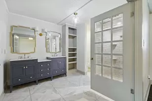 932 N Woods St, Sherman, TX 75092 - Photo 22