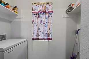 2157 Aspen Dr, Dallas, TX 75227 - Photo 10