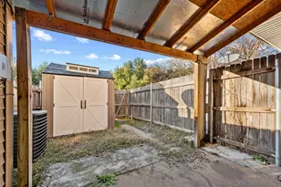 2157 Aspen Dr, Dallas, TX 75227 - Photo 12