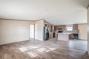 2013 Spring Ct, Azle, TX 76020 - Photo 8