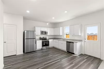 209 Bradford Drive, Princeton, TX 75407 - Photo 6