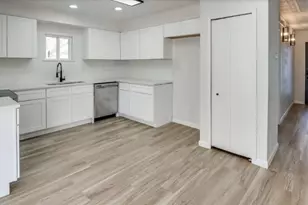 14147 Heartside Pl, Farmers Branch, TX 75234 - Photo 4