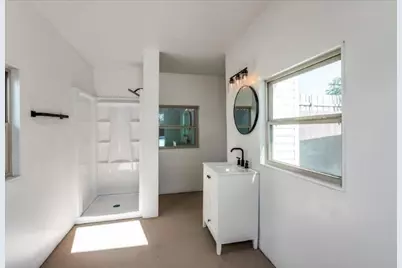 14147 Heartside Place, Farmers Branch, TX 75234 - Photo 12