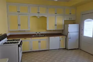 1509 Bois D'Arc St, Commerce, TX 75428 - Photo 6