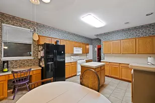 2127 Rustic Ridge Dr, Keller, TX 76248 - Photo 16