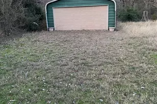 121 N Melanie Dr, Azle, TX 76020 - Photo 8