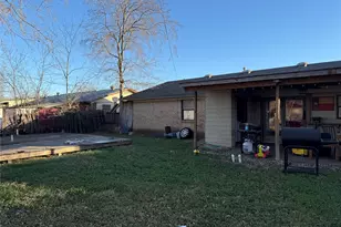 1733 Continental Dr, Blue Mound, TX 76131 - Photo 24