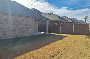 10017 Deposit Dr, Aubrey, TX 76227 - Photo 38