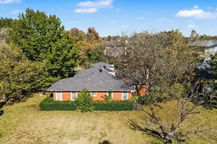 9734 Mixon Dr, Dallas, TX 75220 - Photo 12