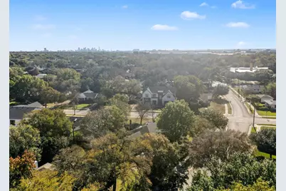 9734 Mixon Drive, Dallas, TX 75220 - Photo 18