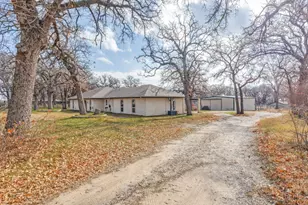 7325 Reed Rd, Azle, TX 76020 - Photo 4
