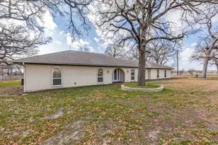 7325 Reed Rd, Azle, TX 76020 - Photo 2