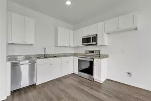 1606 Ash Crescent St, Fort Worth, TX 76104 - Photo 6