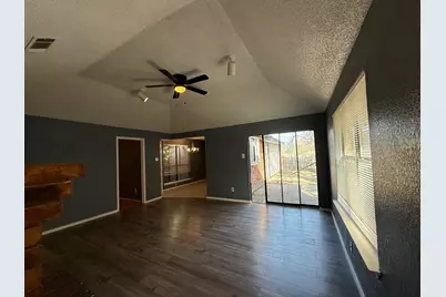 229 Overland Trail, Mesquite, TX 75149 - Photo 4