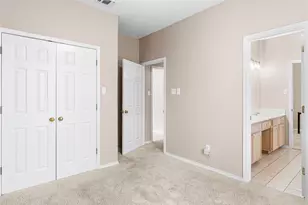 2881 Inniswood Cir, Arlington, TX 76015 - Photo 16