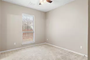 2881 Inniswood Cir, Arlington, TX 76015 - Photo 10