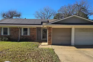 2014 Westwood Dr, Denton, TX 76205 - Photo 2
