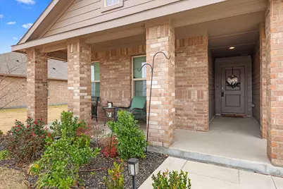 7916 Oaktown Drive, Fort Worth, TX 76131 - Photo 4