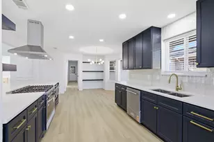 2520 Evans Dr, Plano, TX 75075 - Photo 10