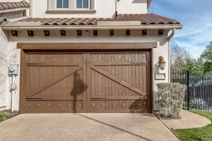 14739 Stanford Ct, Addison, TX 75254 - Photo 2