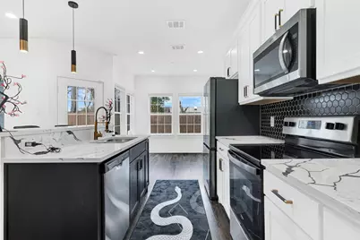 4811 Huey Street, Dallas, TX 75210 - Photo 8