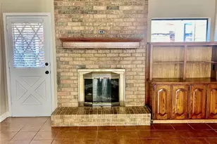 4131 Crossgate Ct, Arlington, TX 76016 - Photo 14