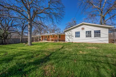 312 E Ellen Avenue, Hurst, TX 76053 - Photo 22