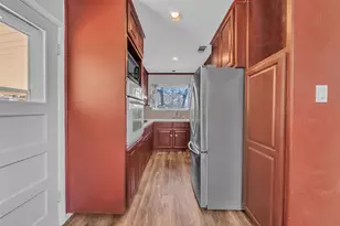 312 E Ellen Ave, Hurst, TX 76053 - Photo 12