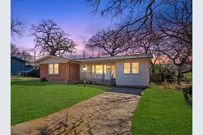 312 E Ellen Avenue, Hurst, TX 76053 - Photo 2