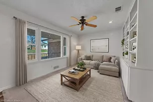 312 E Ellen Ave, Hurst, TX 76053 - Photo 4