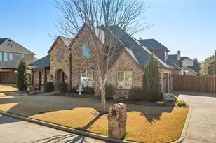 3017 Mulholland St, Lewisville, TX 75077 - Photo 4