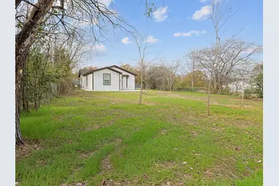 5011 Miller Avenue, Fort Worth, TX 76119 - Photo 20