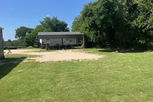 214 Hemphill St, Hico, TX 76457 - Photo 26