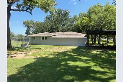 214 Hemphill Street, Hico, TX 76457 - Photo 6