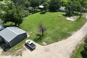 214 Hemphill St, Hico, TX 76457 - Photo 8