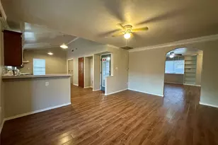 2704 Buena Vista Dr, Arlington, TX 76010 - Photo 10