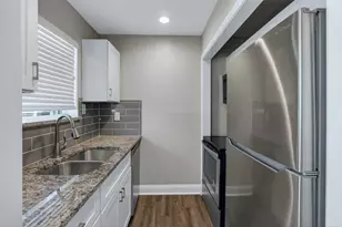 408 Fulton St, Denton, TX 76201 - Photo 8